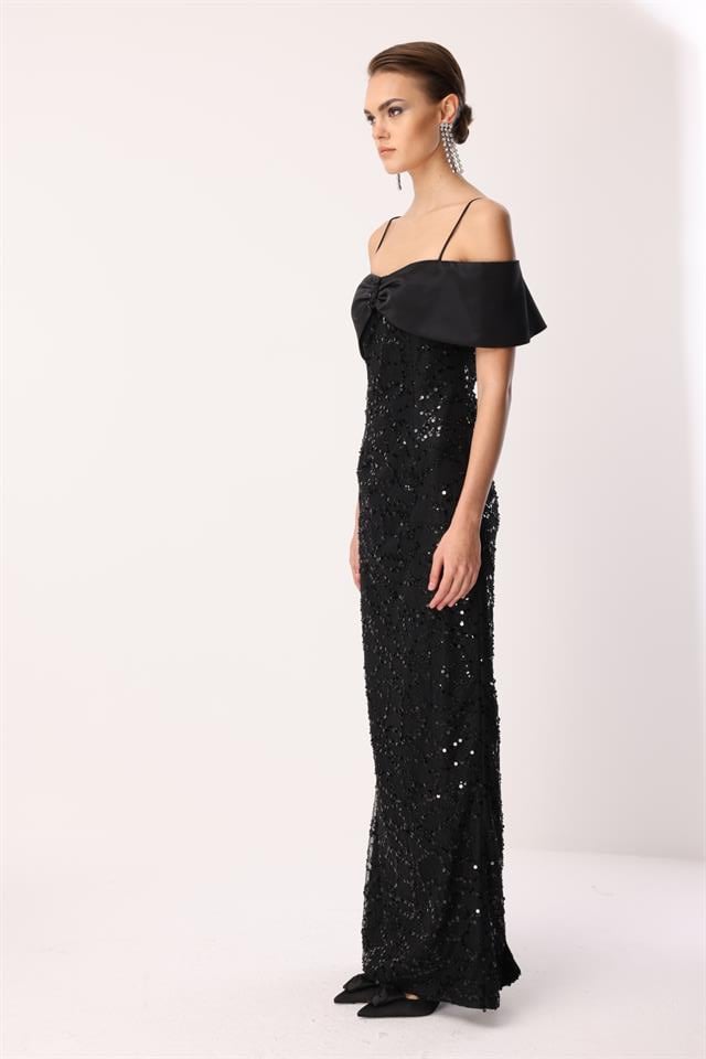 Dantel İşleme Detay Yaka Abiye SİYAH