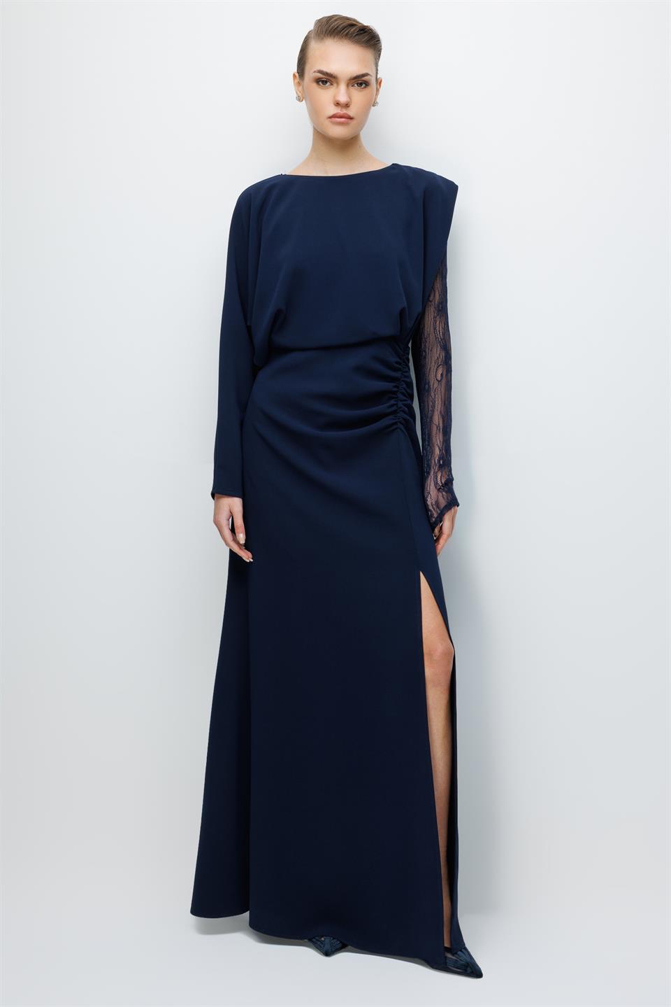 Dantel Kol Krep Yırtmaçlı Elbise LACİVERT