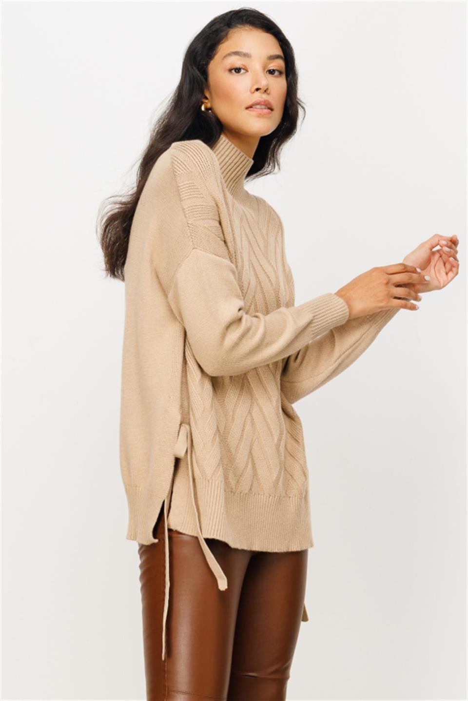 DİK YAKA YANI BAGCIKLI KAZAK VİZON