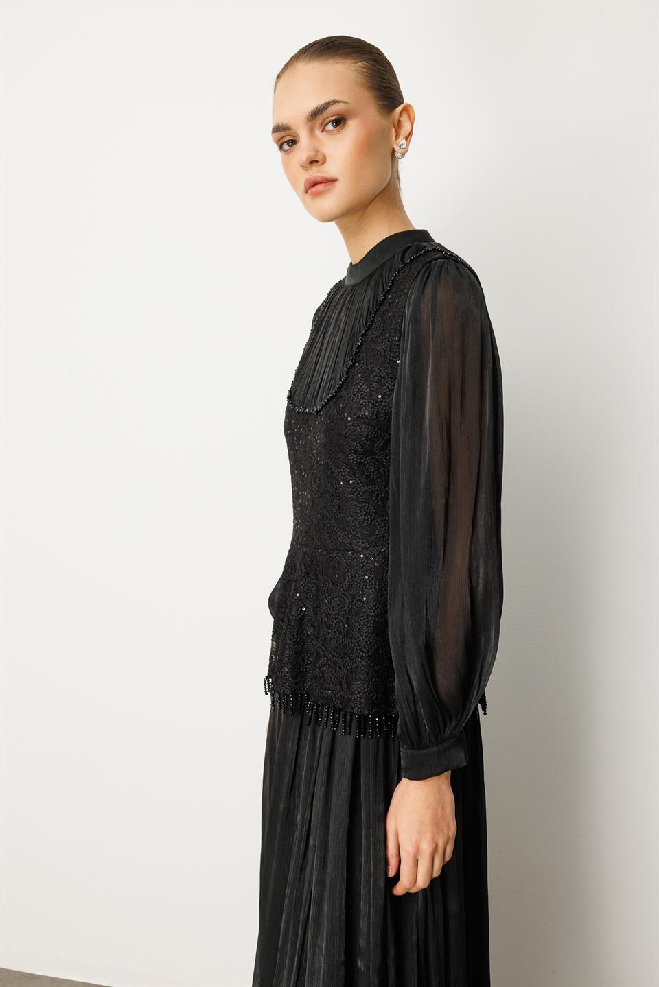 Drape İşlemeli Elbise SİYAH