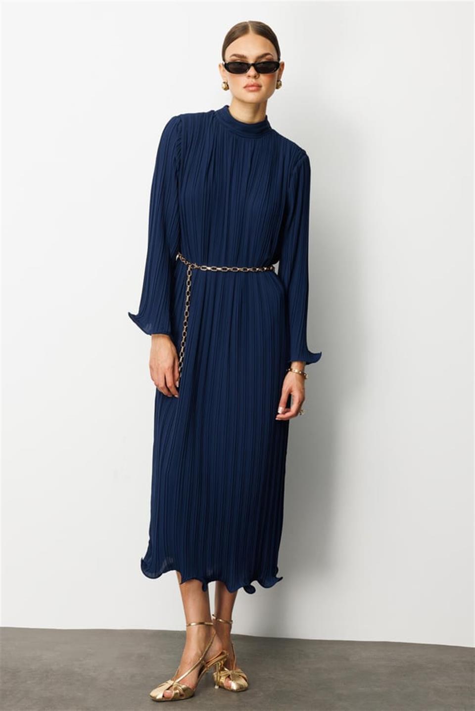Etek ve Kol Ucu Volanlı Pliseli Zincir Midi Boy Elbise LACİVERT