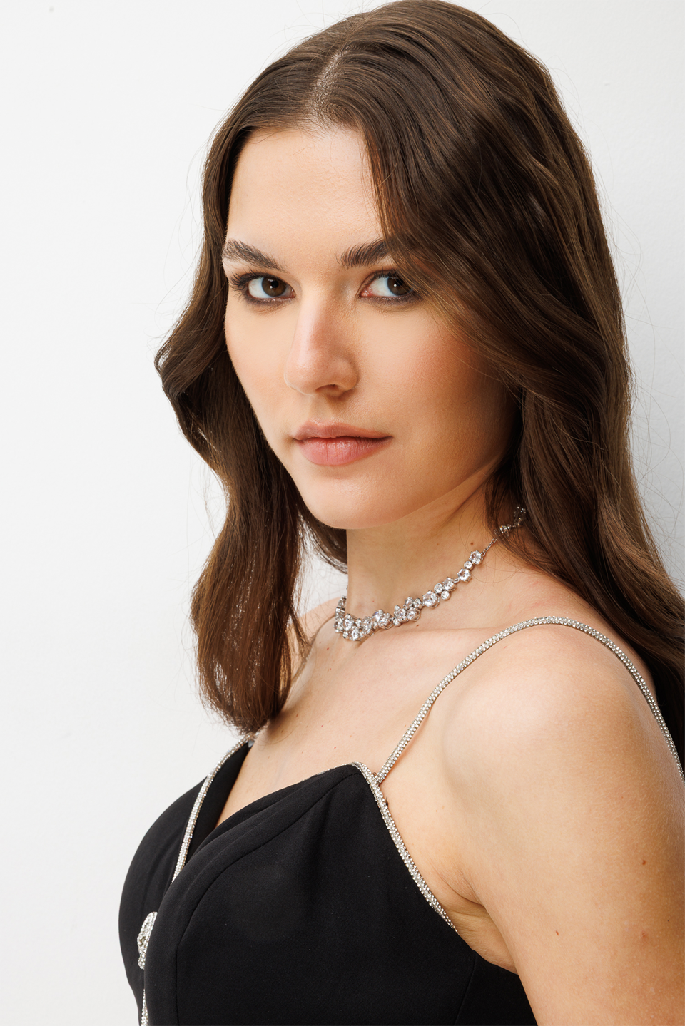 Fiyonk Detaylı Straplez Tulum SİYAH