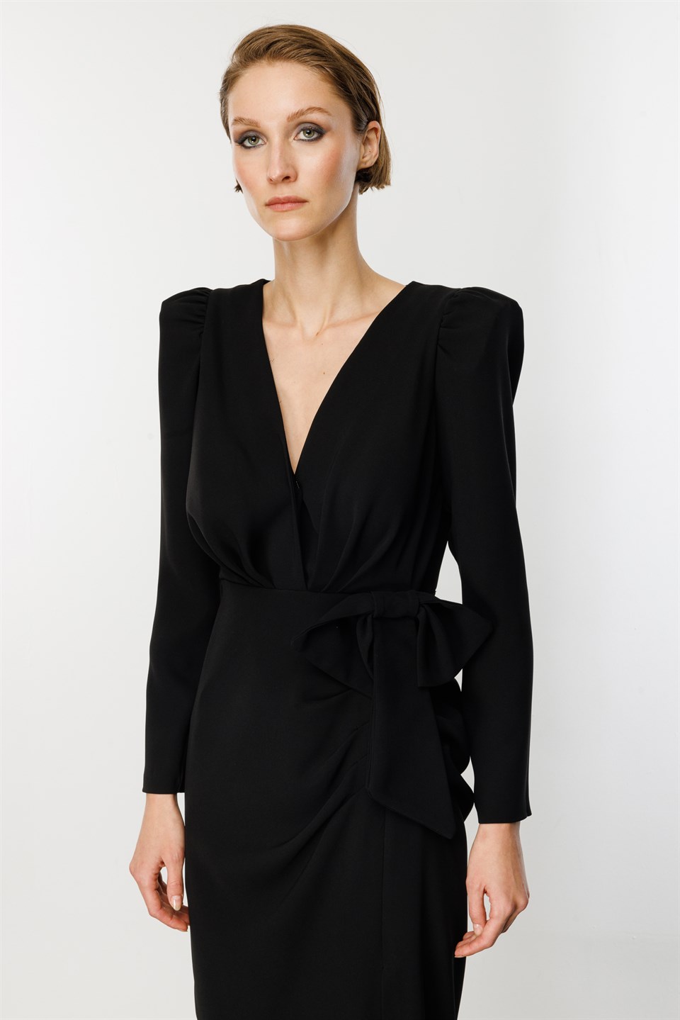 Fiyonklu Elbise SİYAH