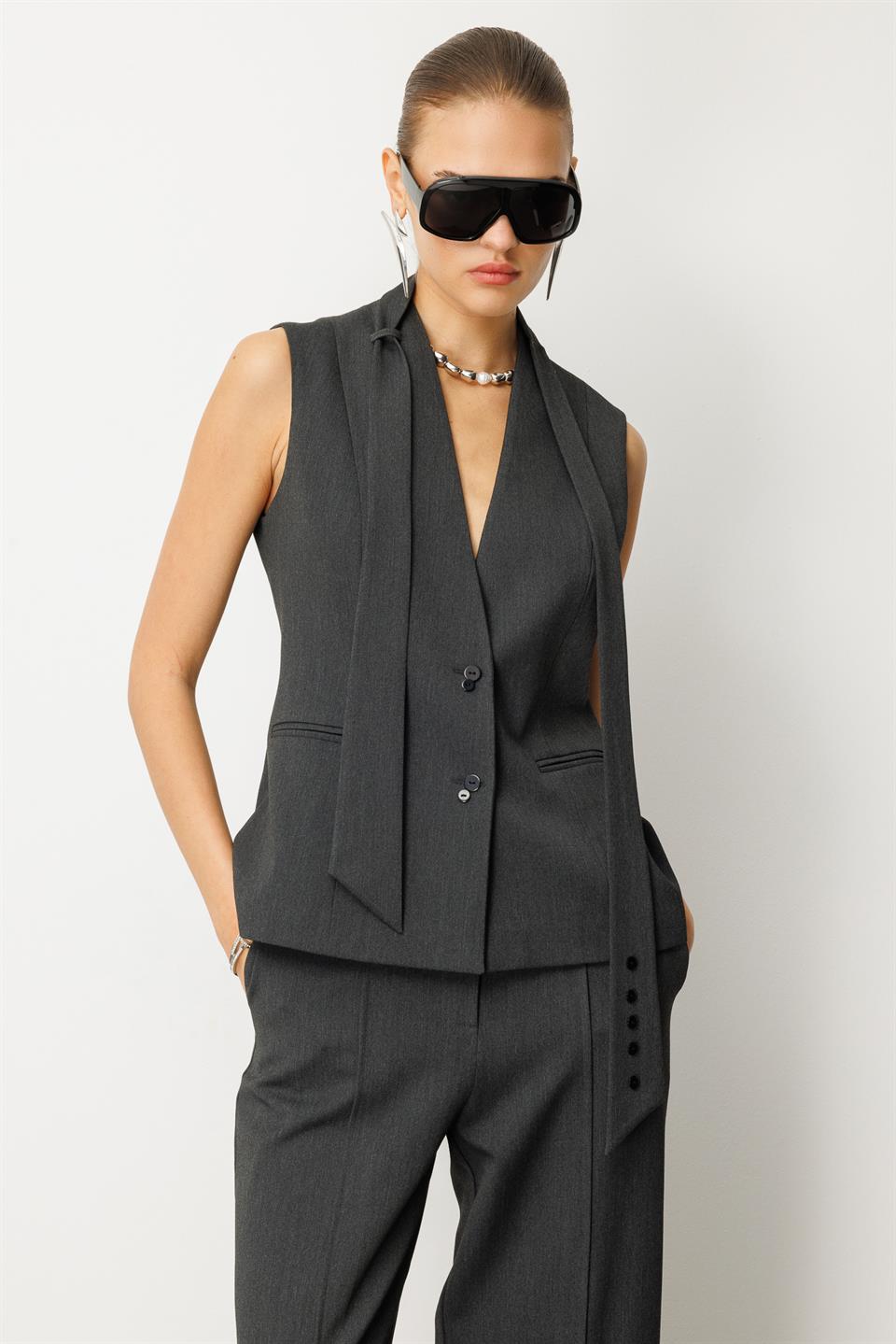 Fular Detaylı Yelek ANTRASİT