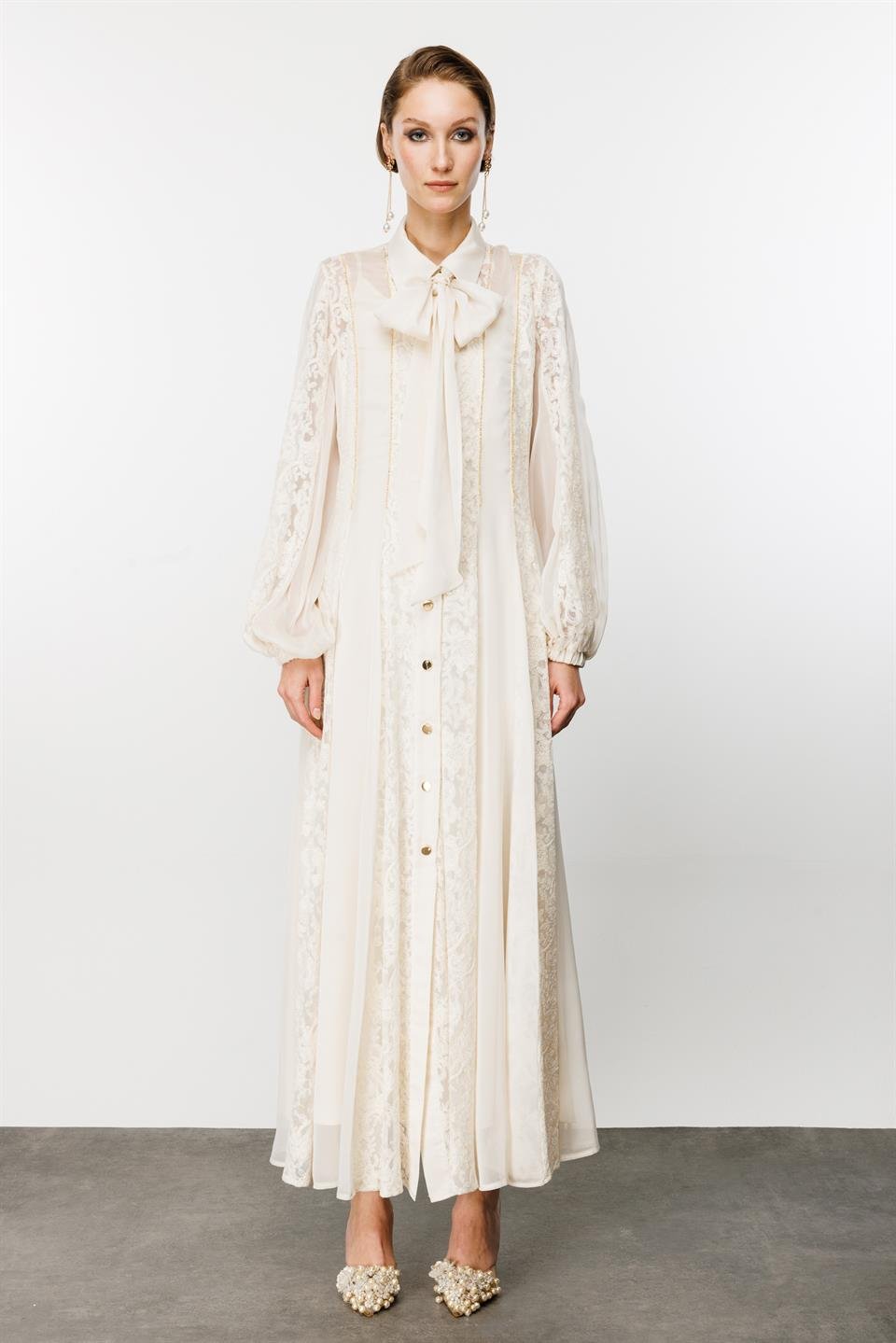 Gömlek Yaka Zincir Şeritli Maksi Elbise EKRU