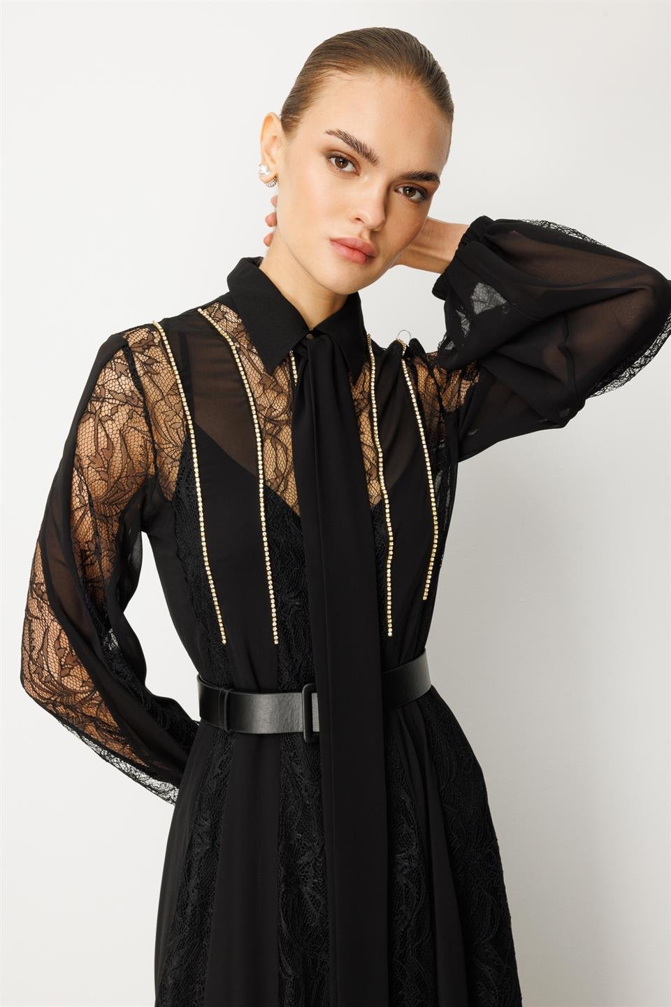 Gömlek Yaka Zincir Şeritli Maksi Elbise SİYAH