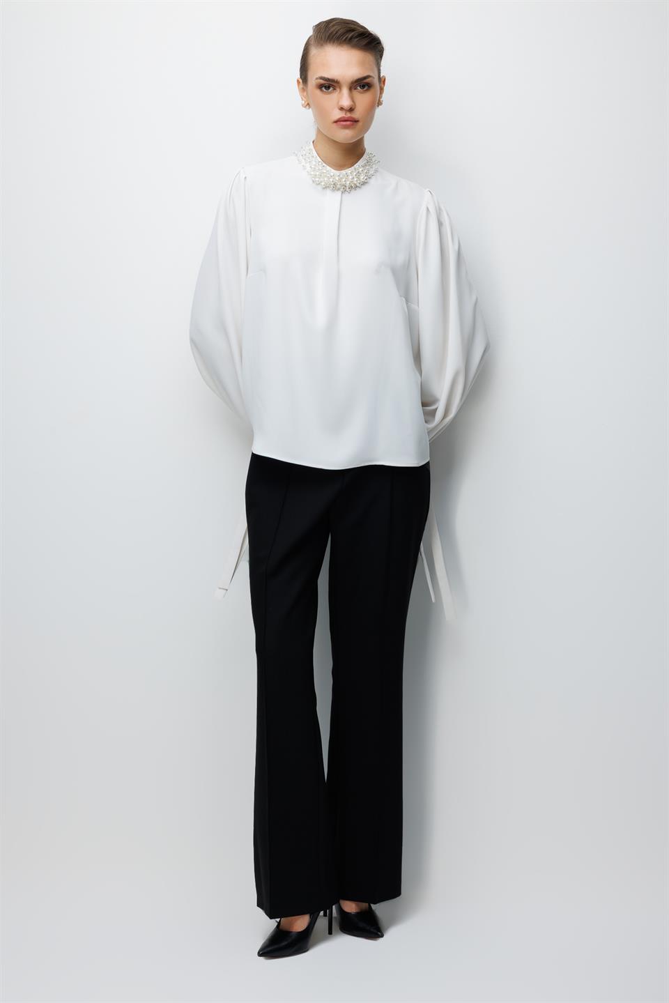 İnci İşlemeli Bluz BEYAZ