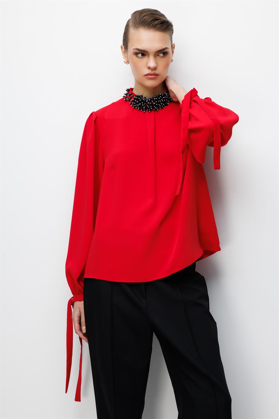 İnci İşlemeli Bluz KIRMIZI