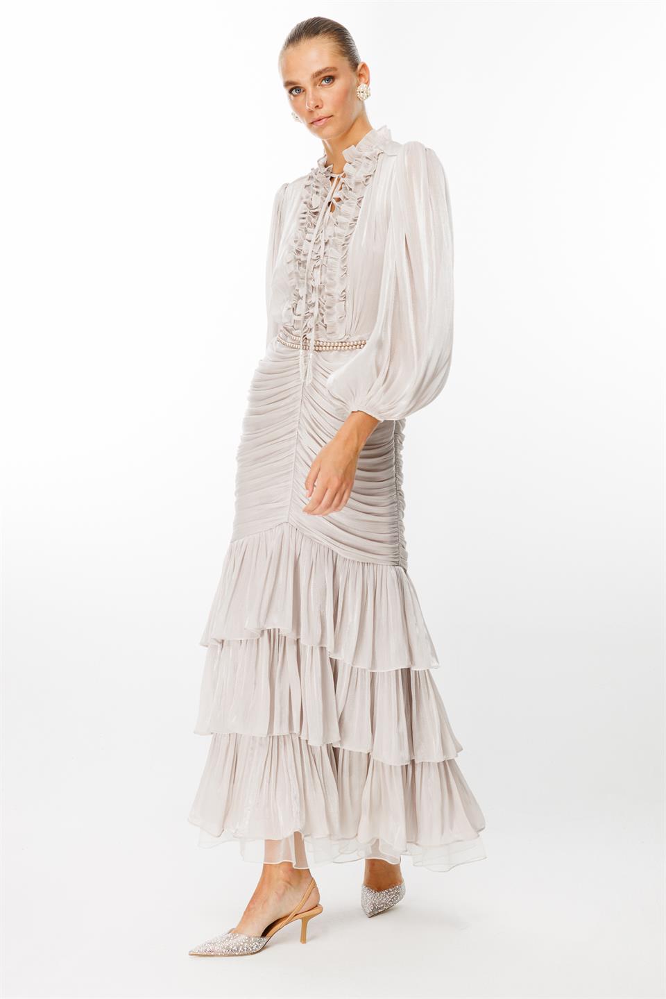 İnci Kemer Detaylı Volan Yaka Kat Etek Elbise TAŞ