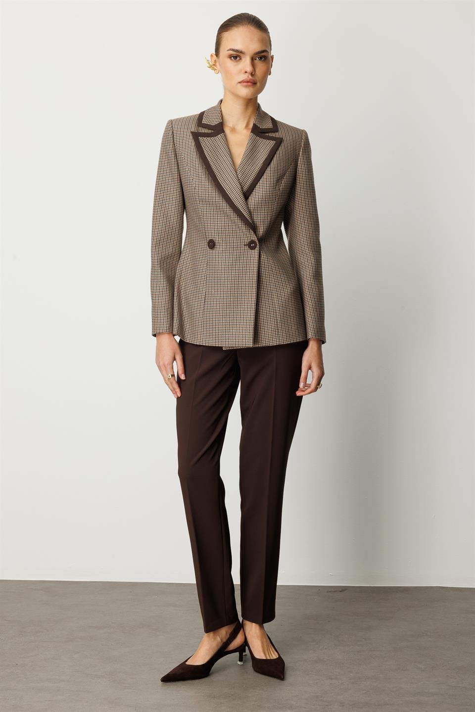 Houndstooth Pattern Double-Breasted Jacket BROWN