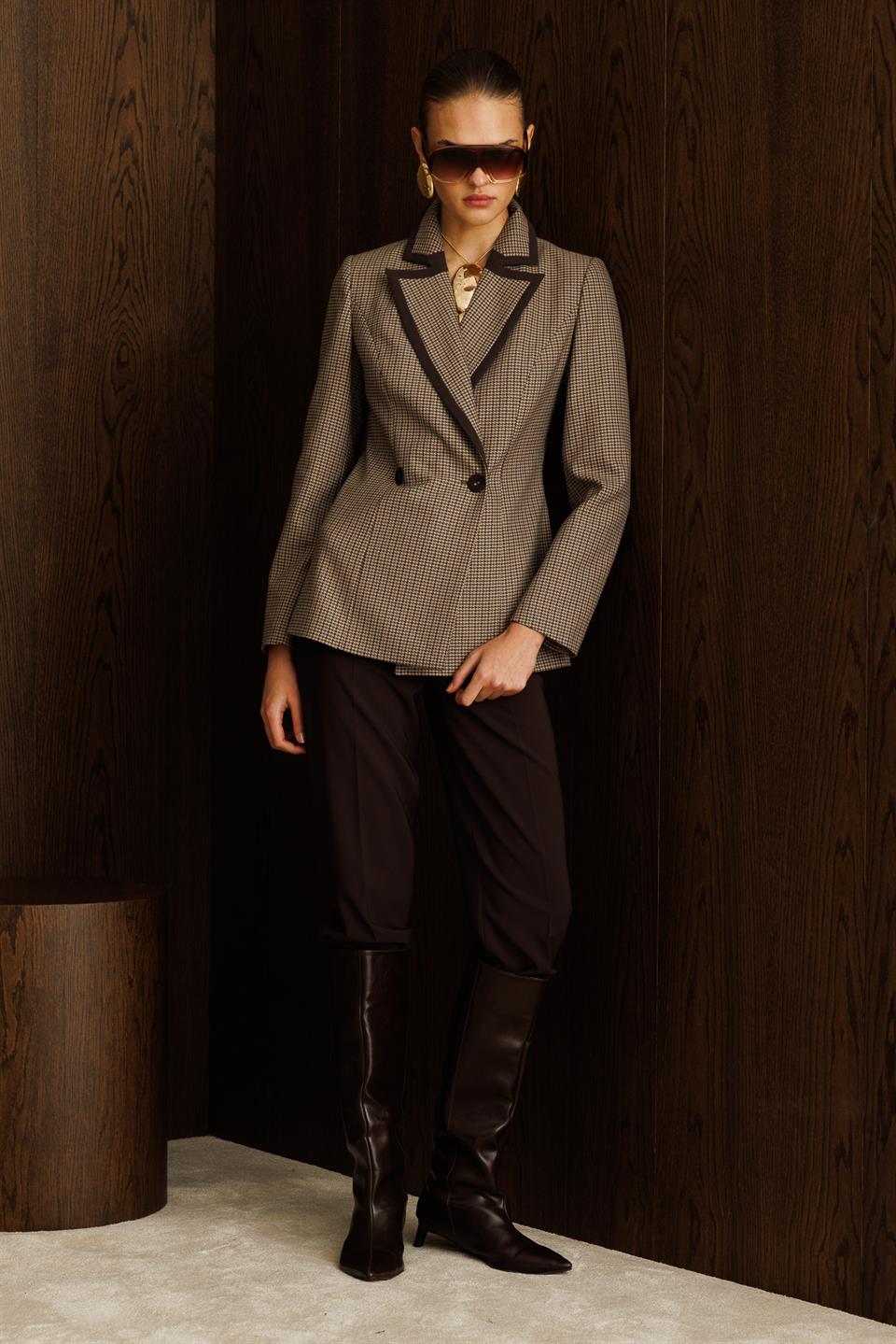 Houndstooth Pattern Double-Breasted Jacket BROWN