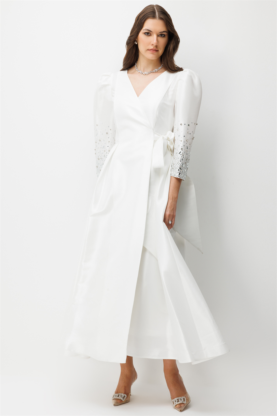 Kol Taş Detaylı Kruvaze Bağlamalı V Yaka Abiye BEYAZ