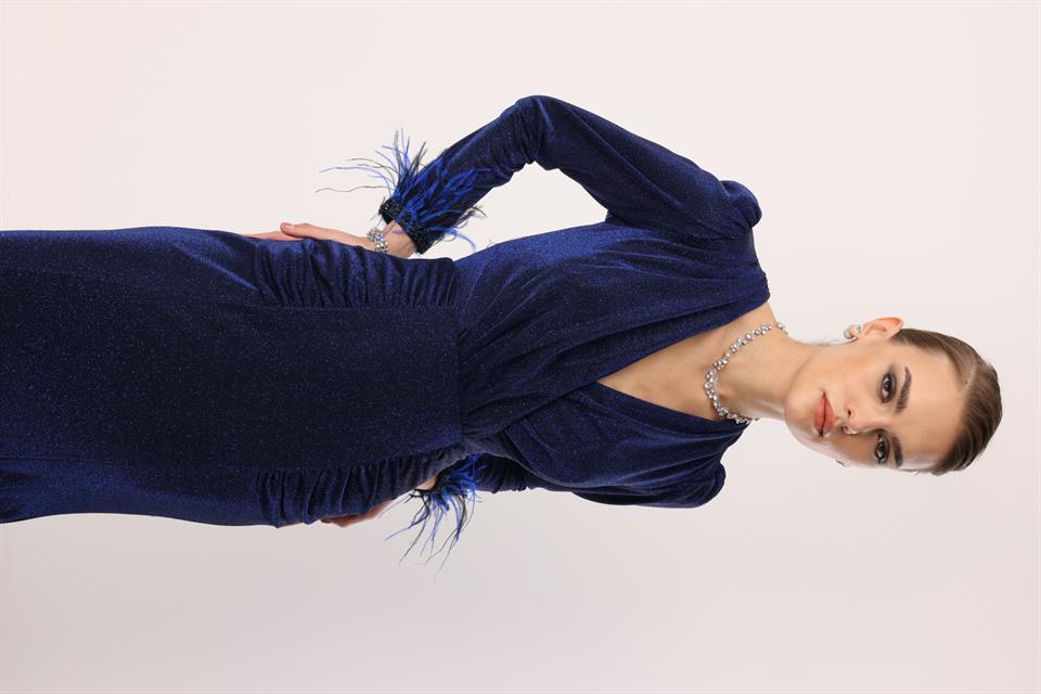 Kol Tüylü Uzun Kol Drape Elbise SAKS