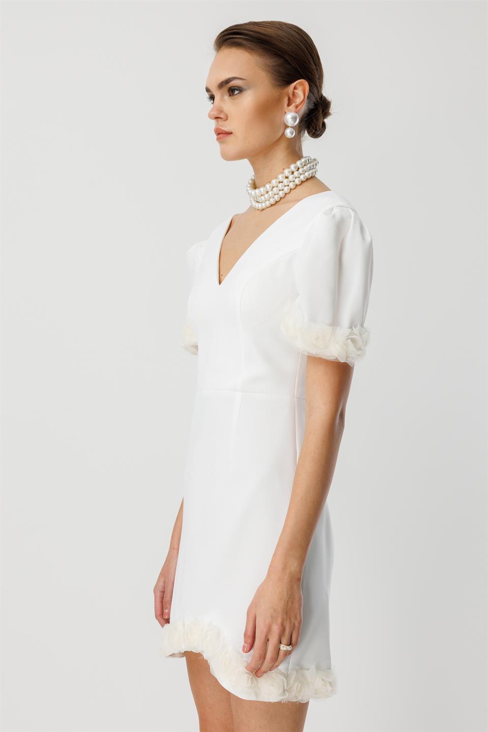 Kol Ve Etek Ucu Gül Detaylı Elbise EKRU