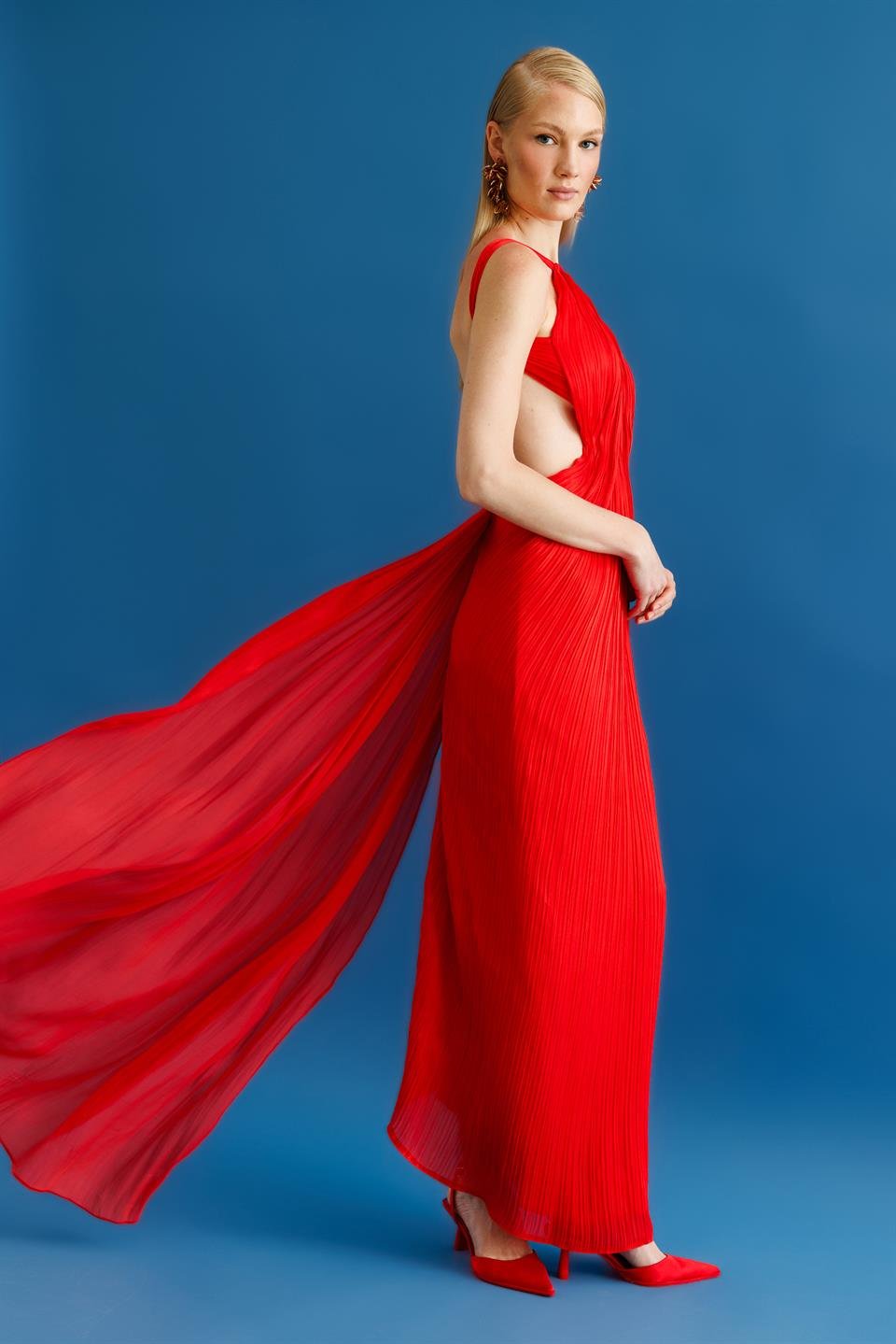 Full Length Pleated Backless Long Dress RED