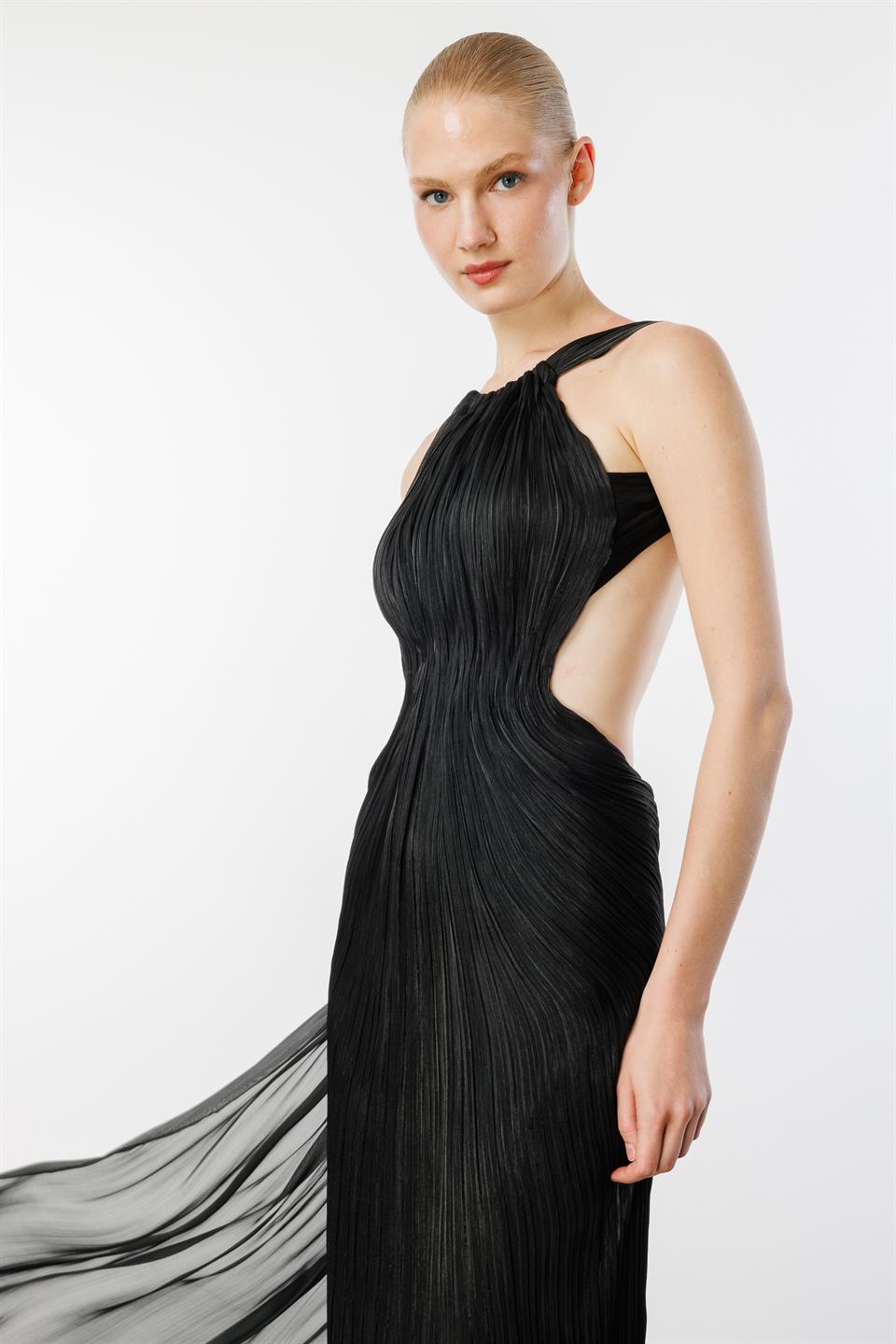 Full Length Pleated Backless Long Dress BLACK