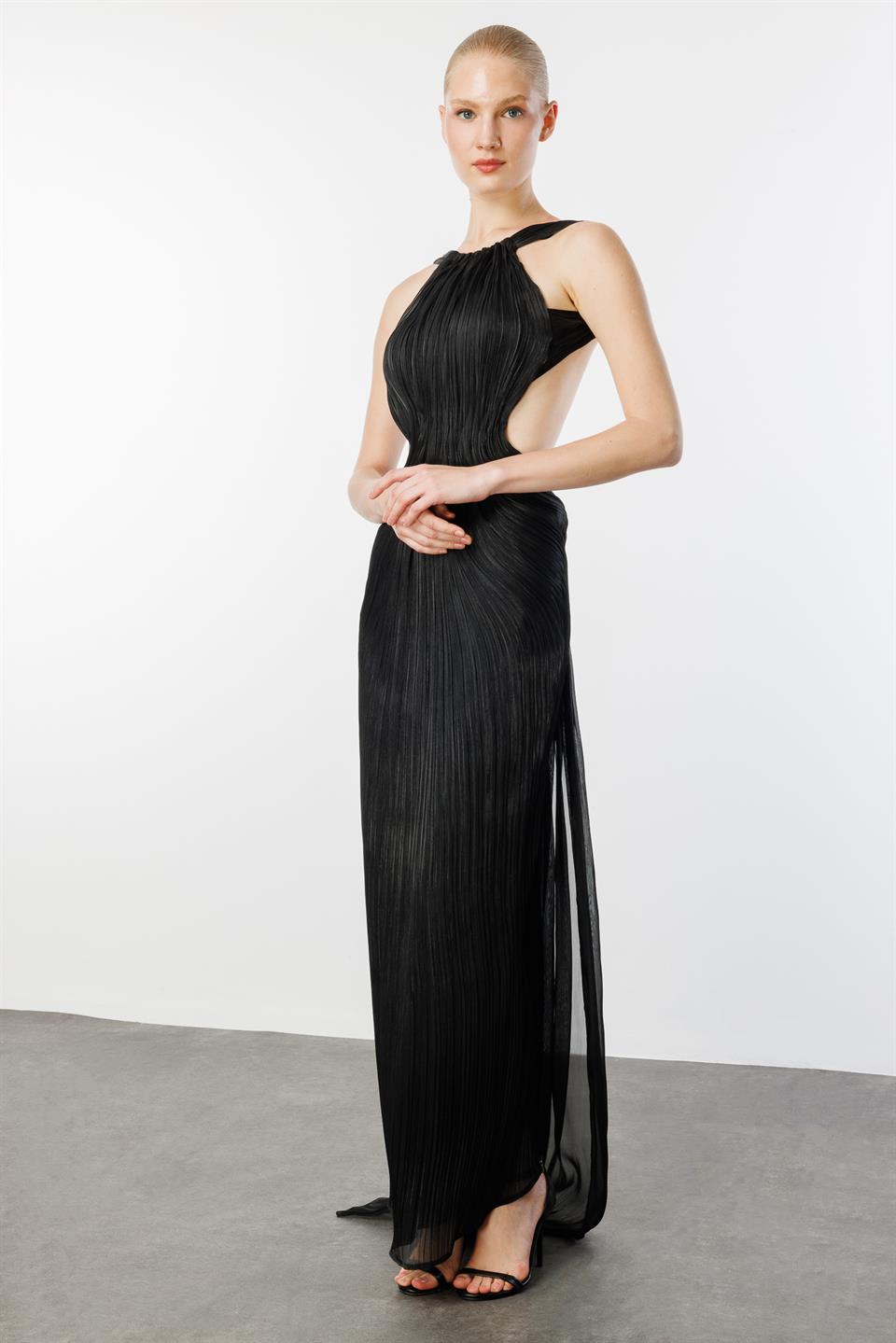 Full Length Pleated Backless Long Dress BLACK