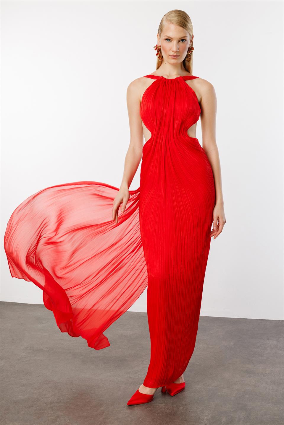 Full Length Pleated Backless Long Dress RED
