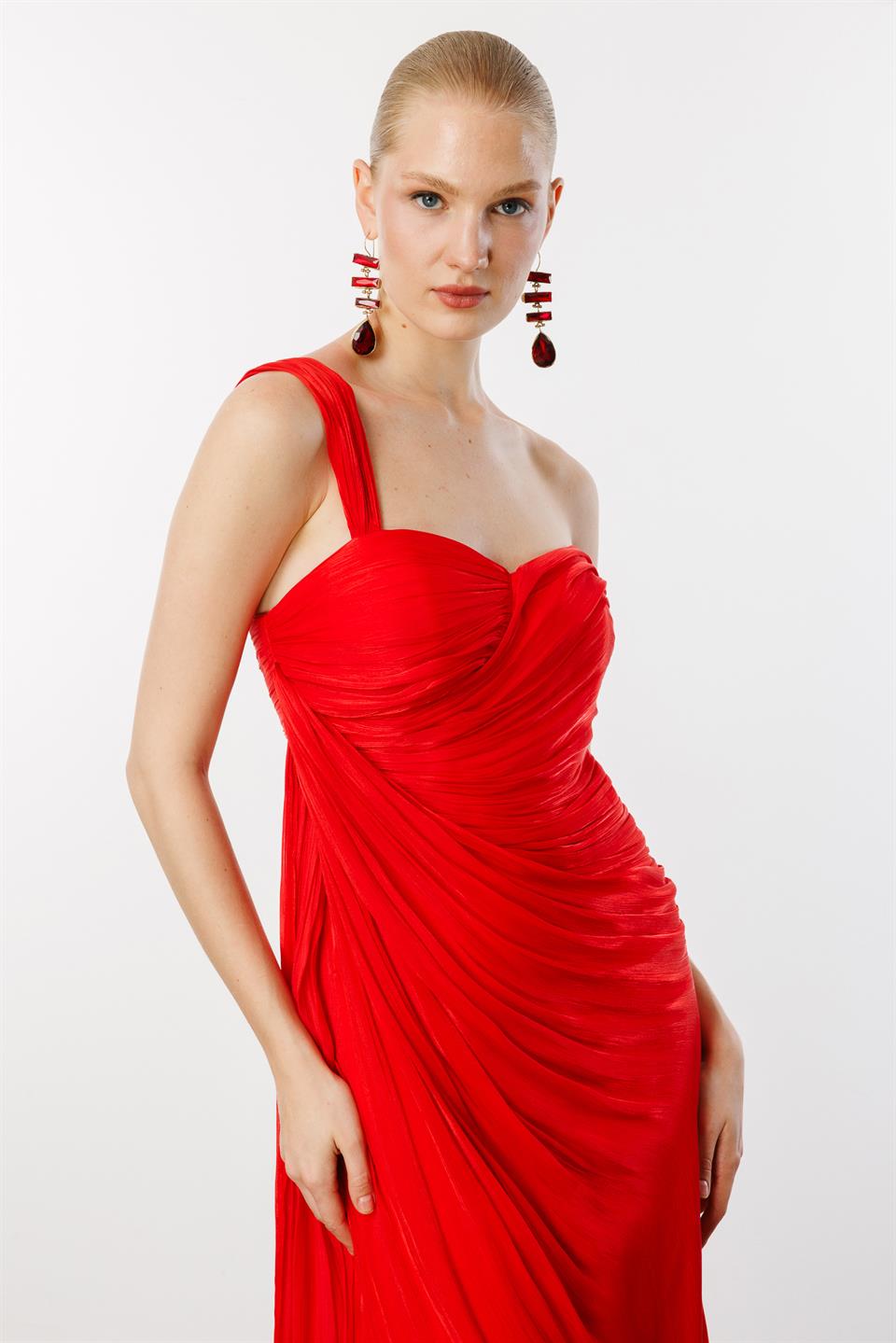Fully Pleated Waisted One Shoulder Dress RED