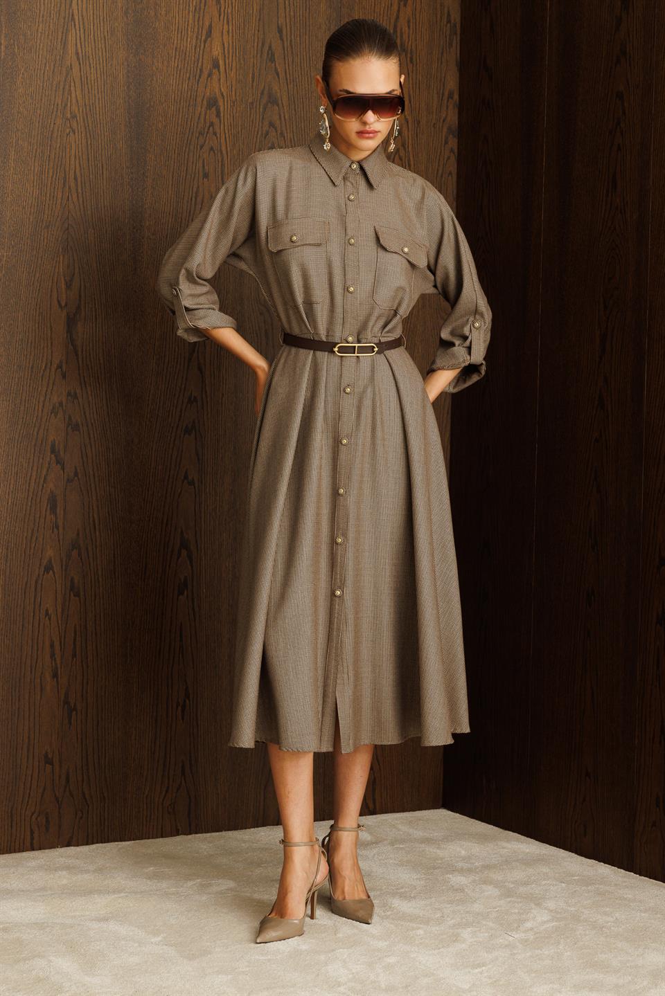 Küçük Kazayağı Desen Kemerli Elbise KAHVE