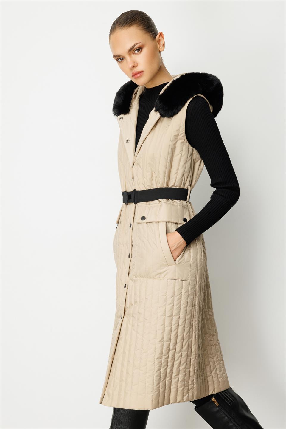 Kürk Detaylı Uzun Yelek BEJ
