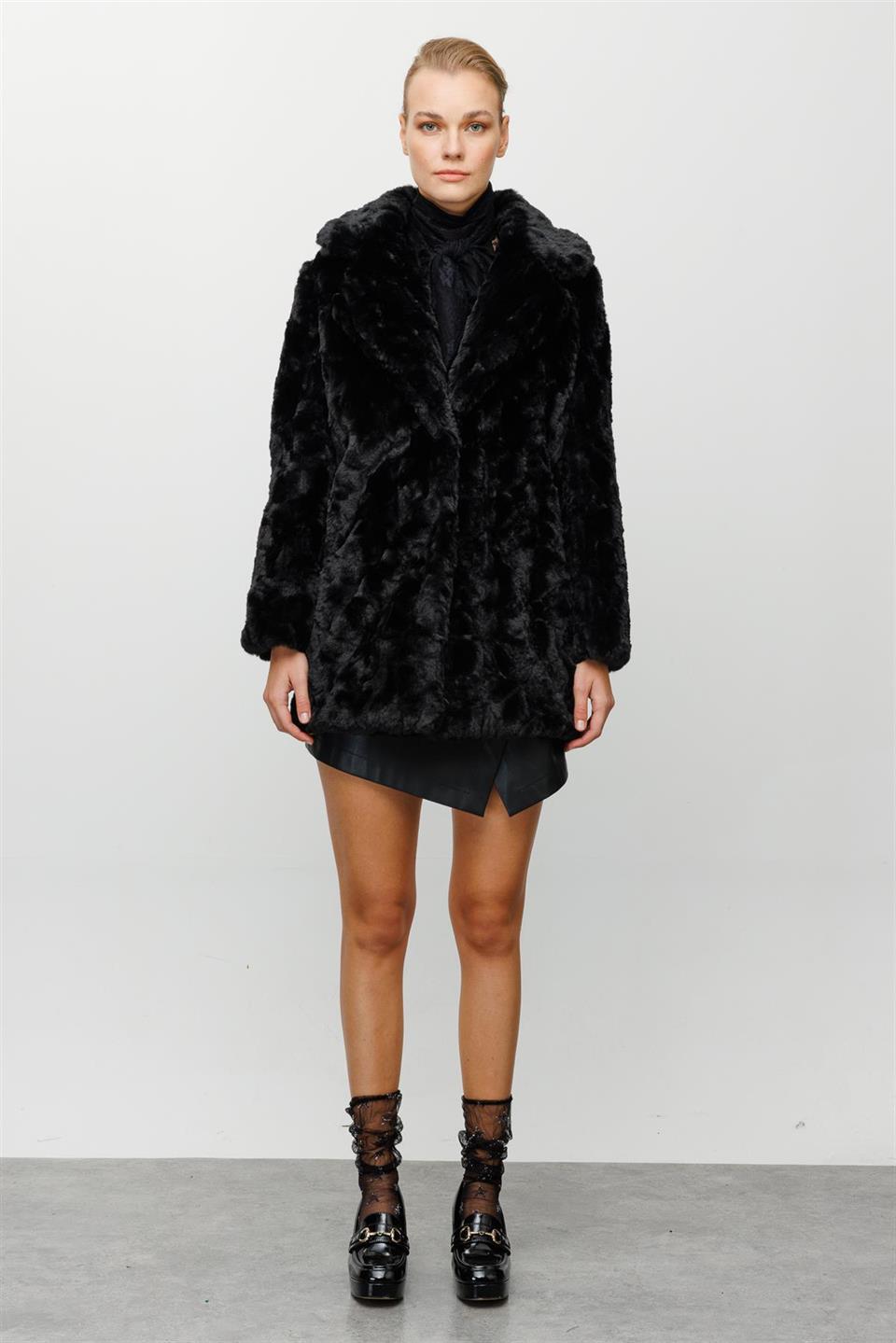 Fur Coat 