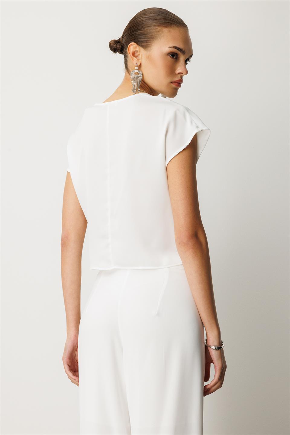 Kuruvaze Drapeli Bluz BEYAZ