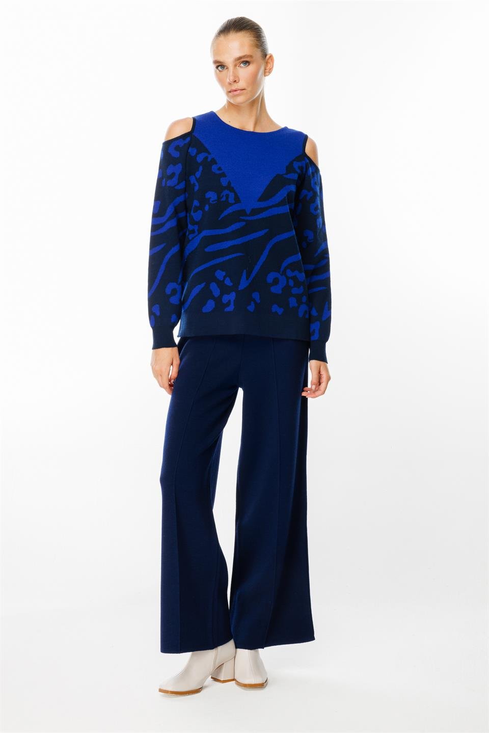 Leopar Desenli Omuz Dekolte Kazak LACİVERT-SAKS