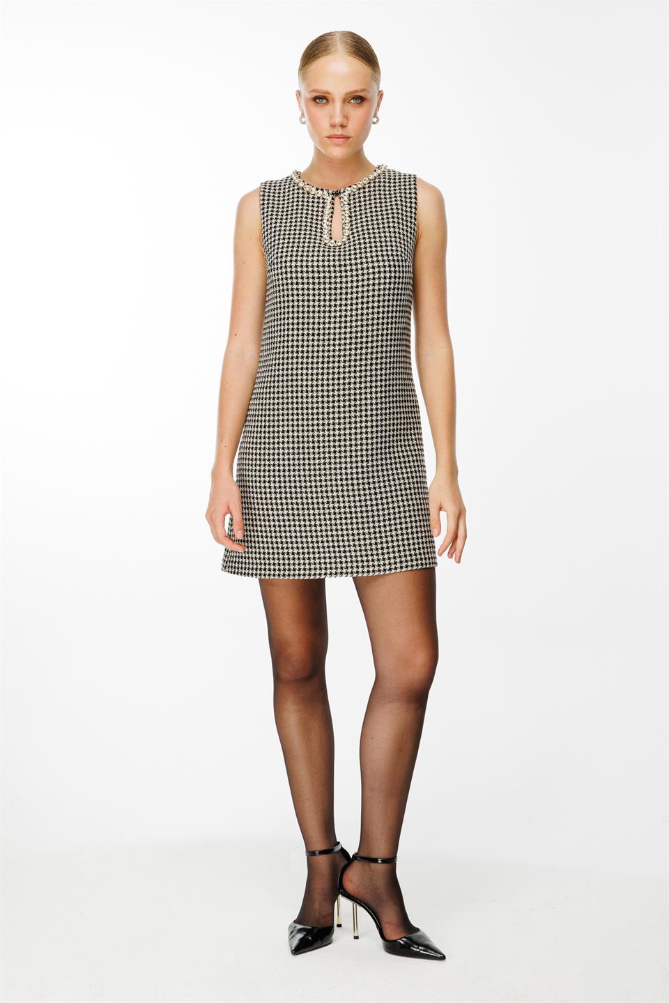 Mini Yakası Taş Şeritli Elbise KAZAYAĞI