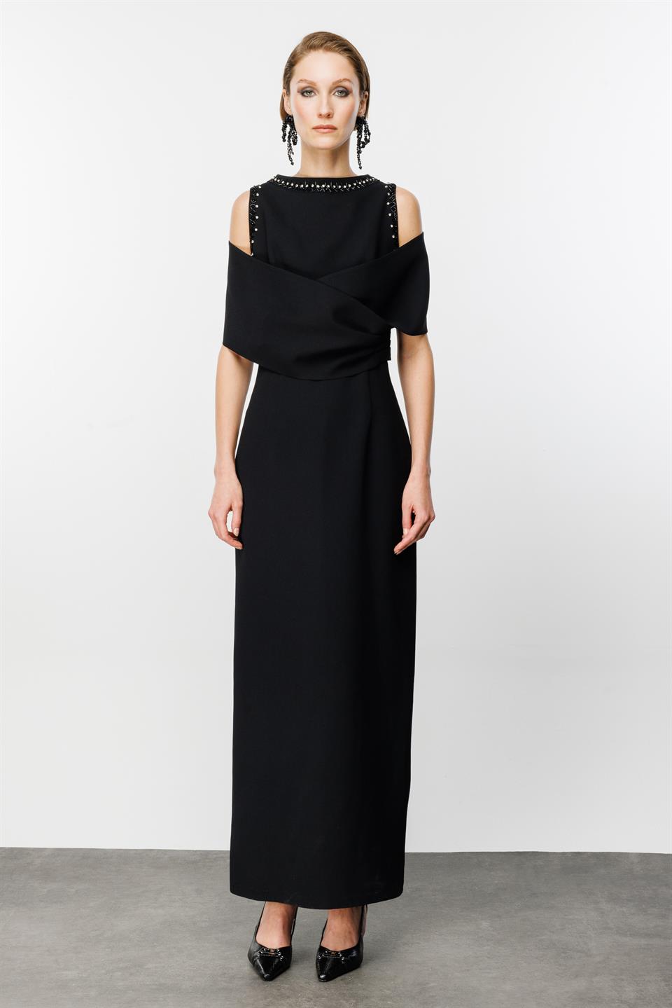 Omuzdan Kruvaze Şal Detaylı Elbise SİYAH