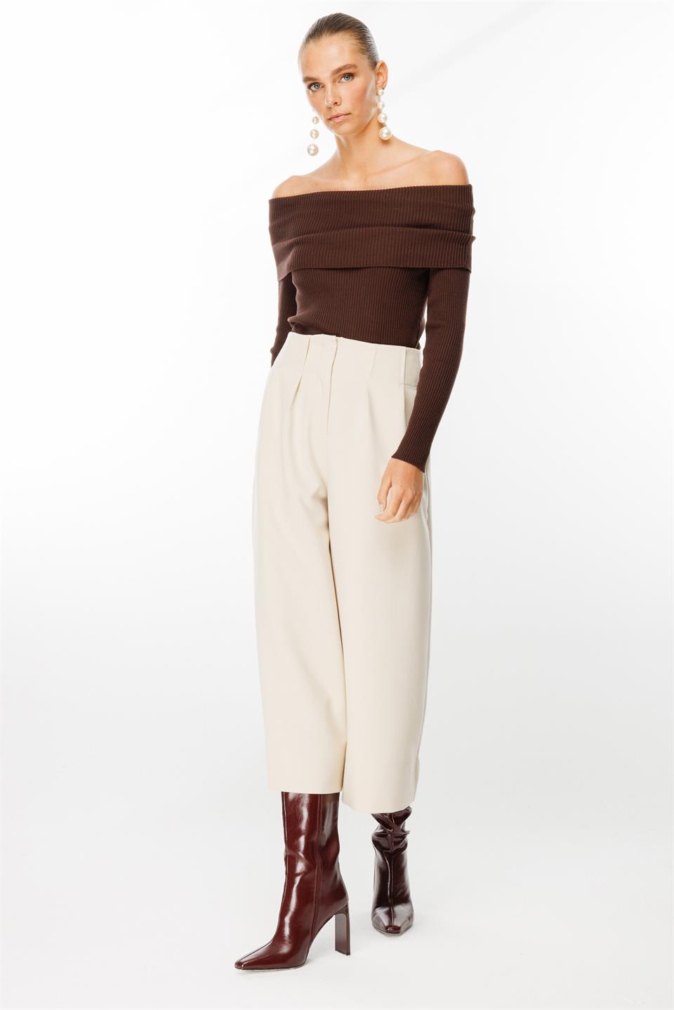 Önden Pileli Bol Paça Pantolon BEJ