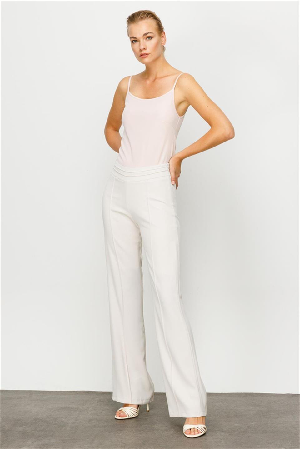 Yüksek Bel Nevrüllü Ekru İspanyol Paça Pantolon