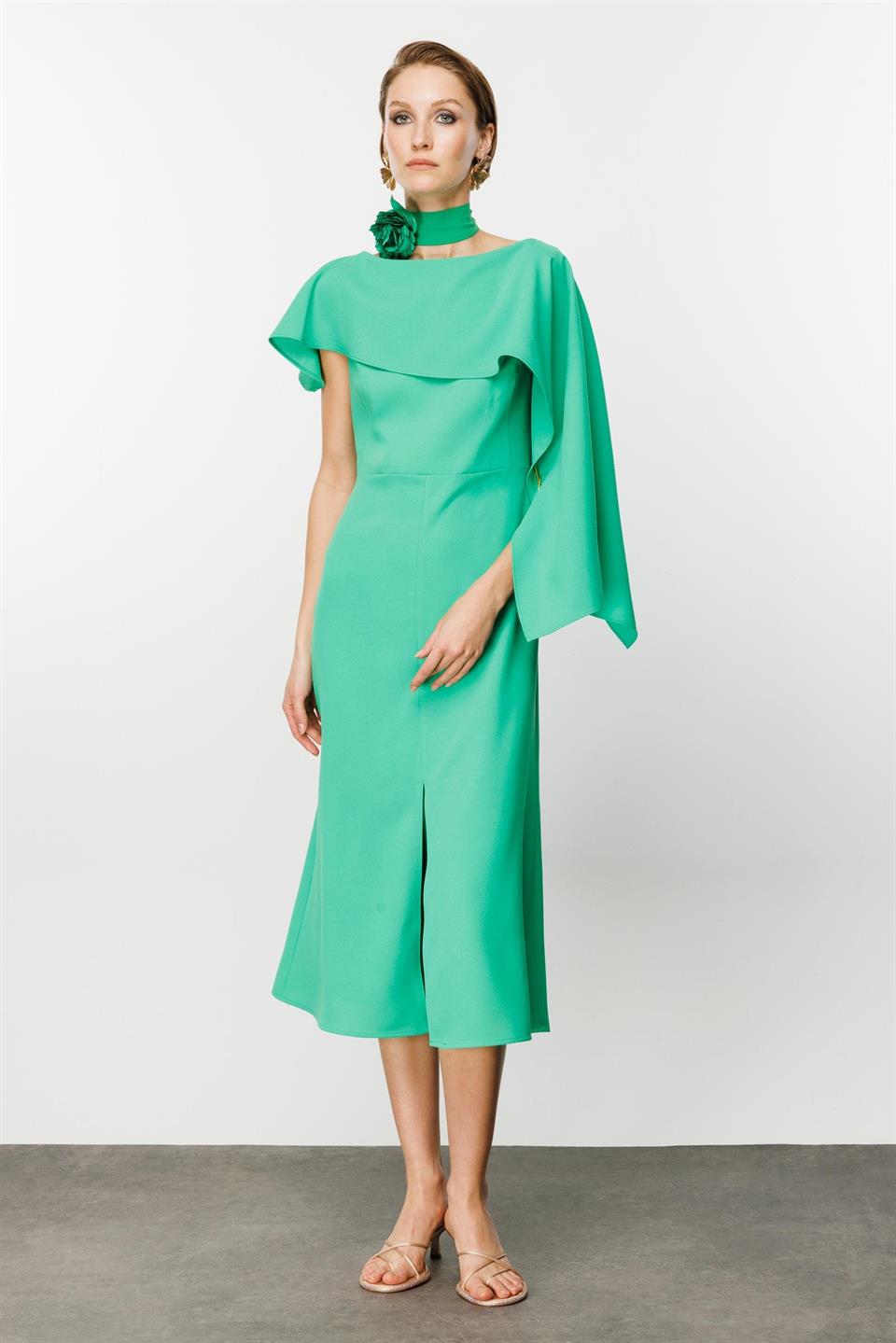 Nefeli Cape Collar Slit Green Dress