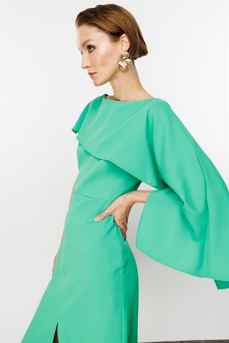 Nefeli Cape Collar Slit Green Dress