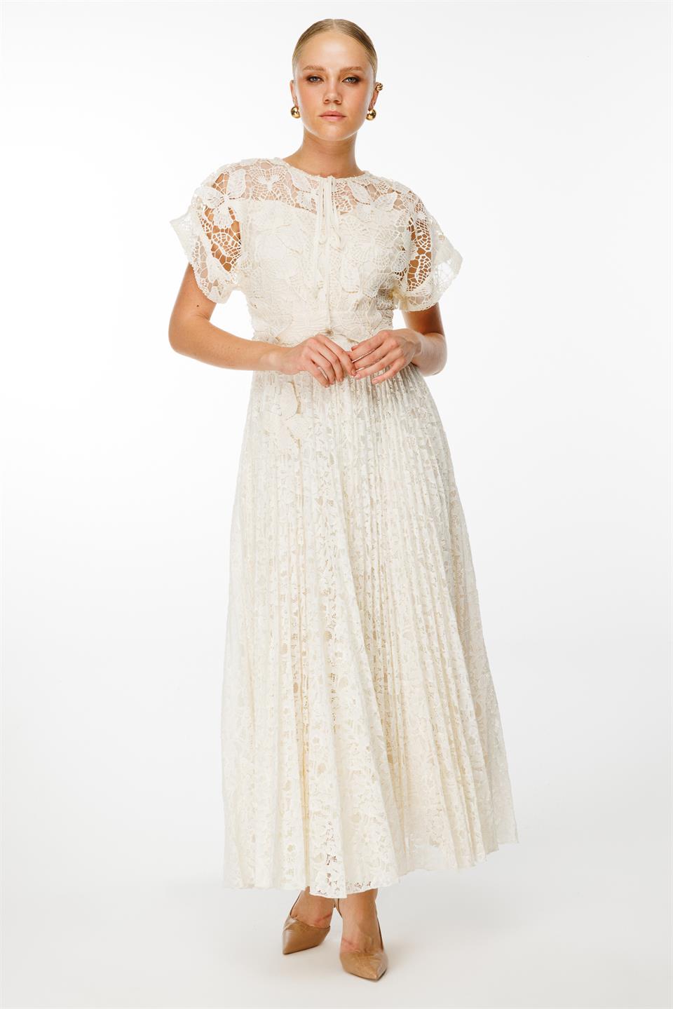 Pilise Etekli Kelebek Detaylı Elbise EKRU