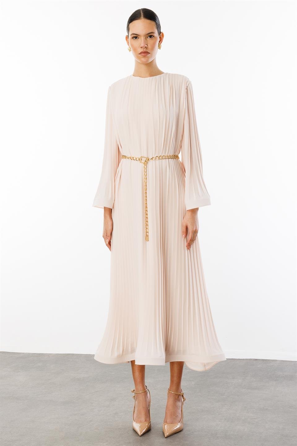 Piliseli Grenli Zincir Kemerli Elbise BEJ