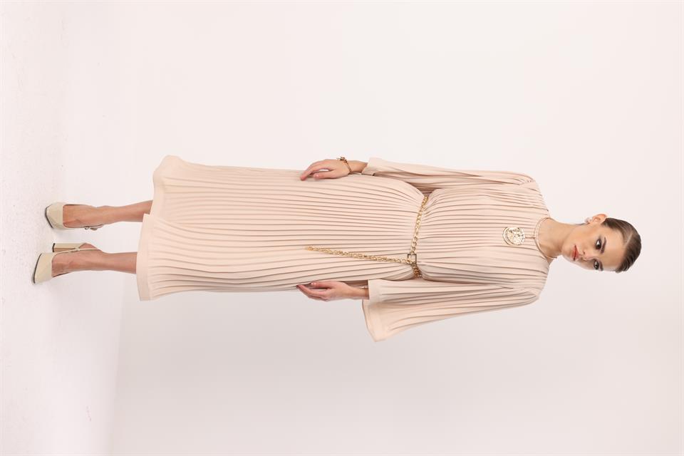 Piliseli Grenli Zincir Kemerli Elbise BEJ