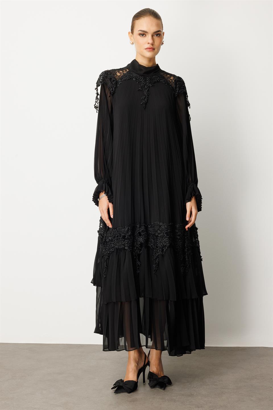 Şerit Dantelli Maxi Boy Soley Elbise SİYAH