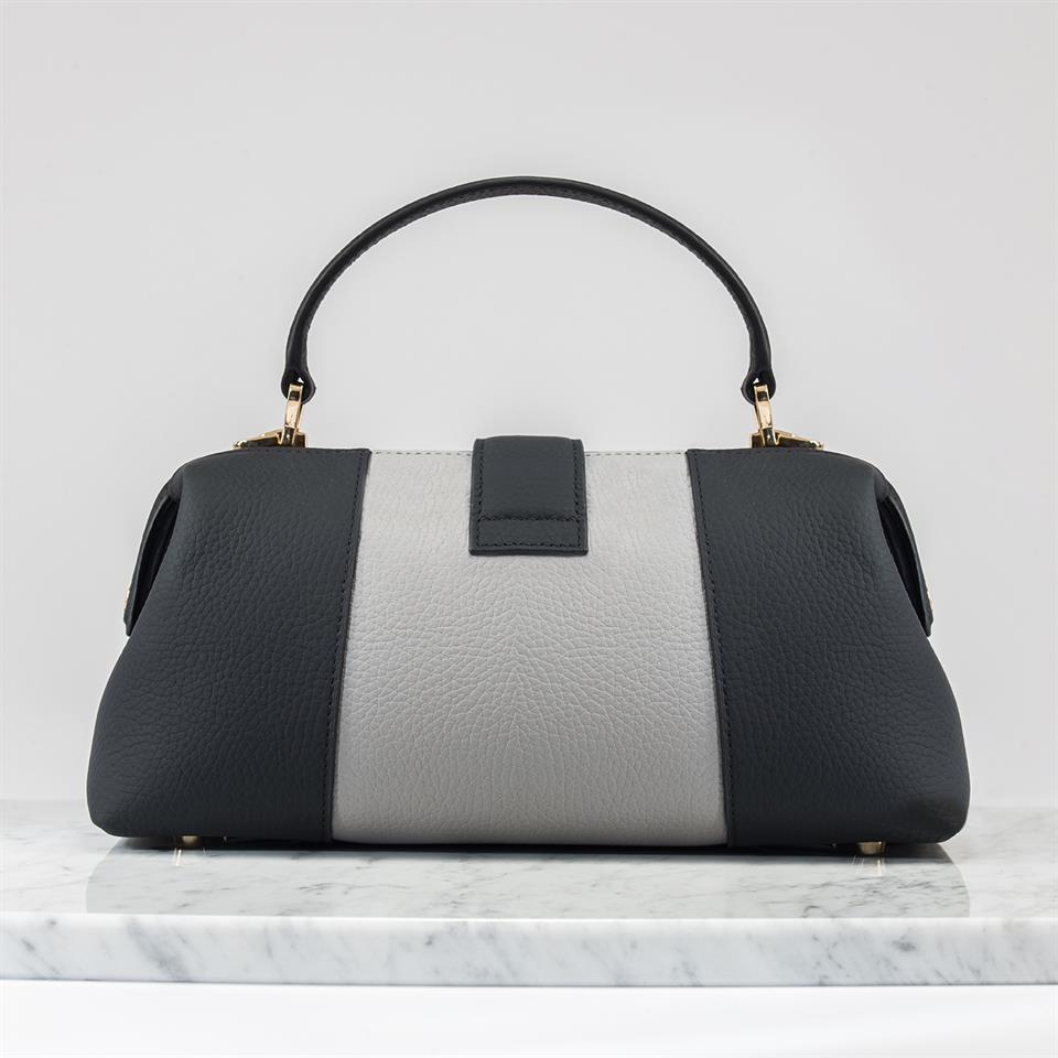 Siyah Hakiki Deri Kadın Çantası