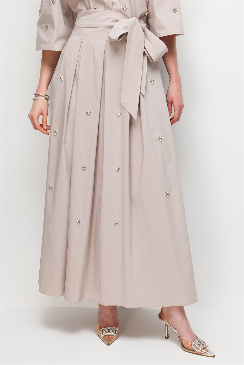 Stone Embellished Pleated Skirt Beige