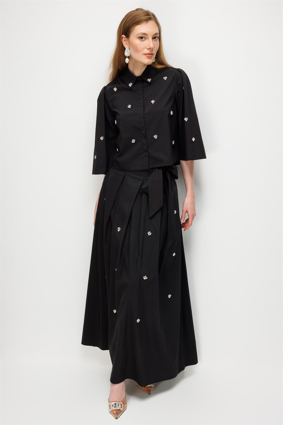 Stone Embellished Pleated Skirt Black