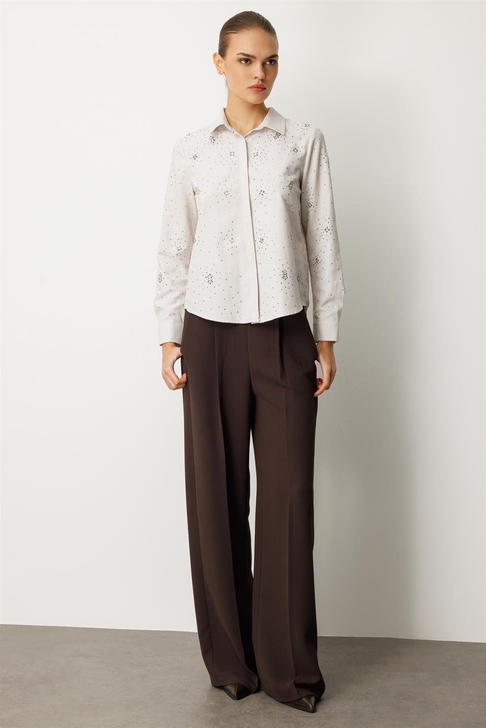 Taş İşlemel Çizgili i Gömlek BEJ