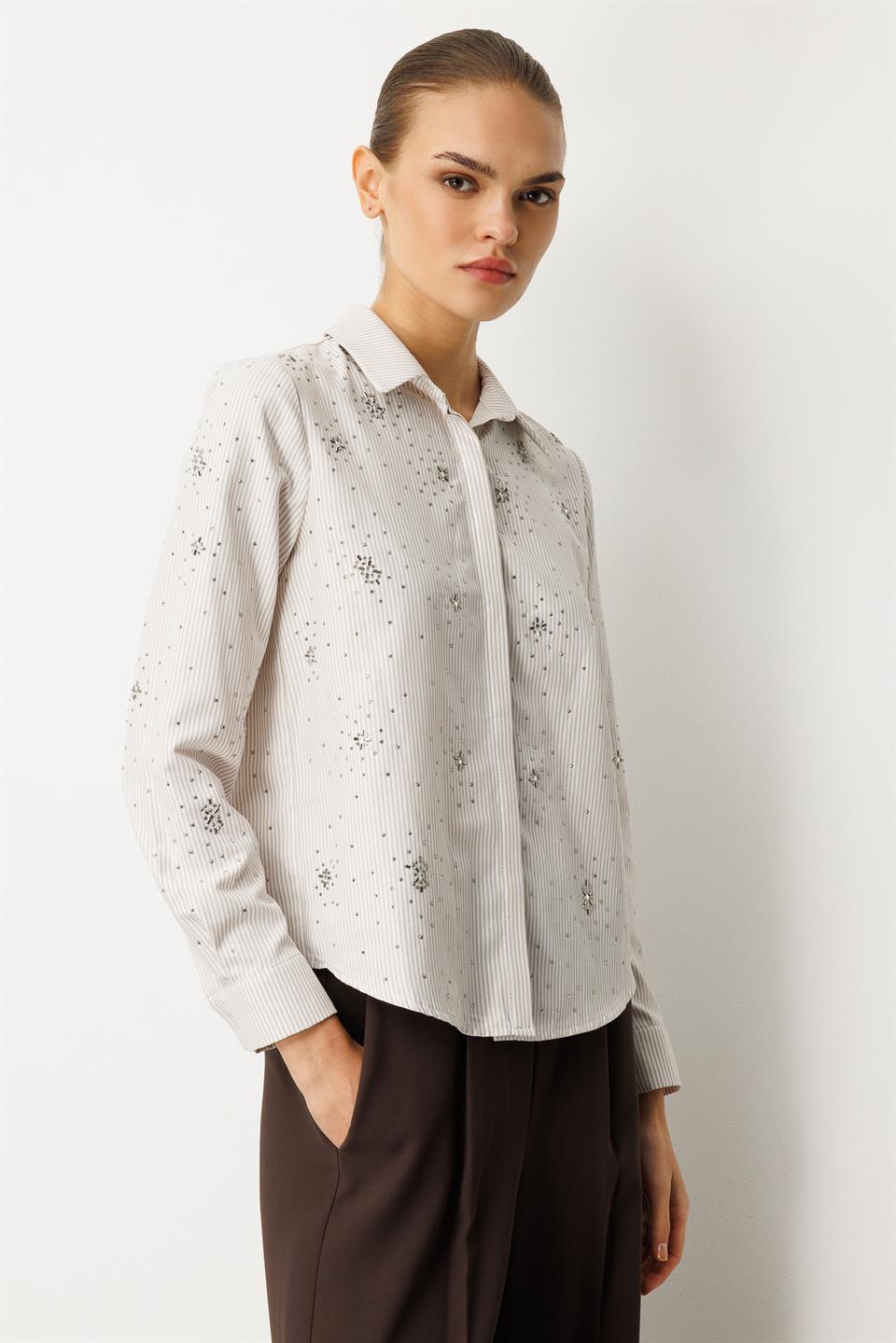 Taş İşlemel Çizgili i Gömlek BEJ