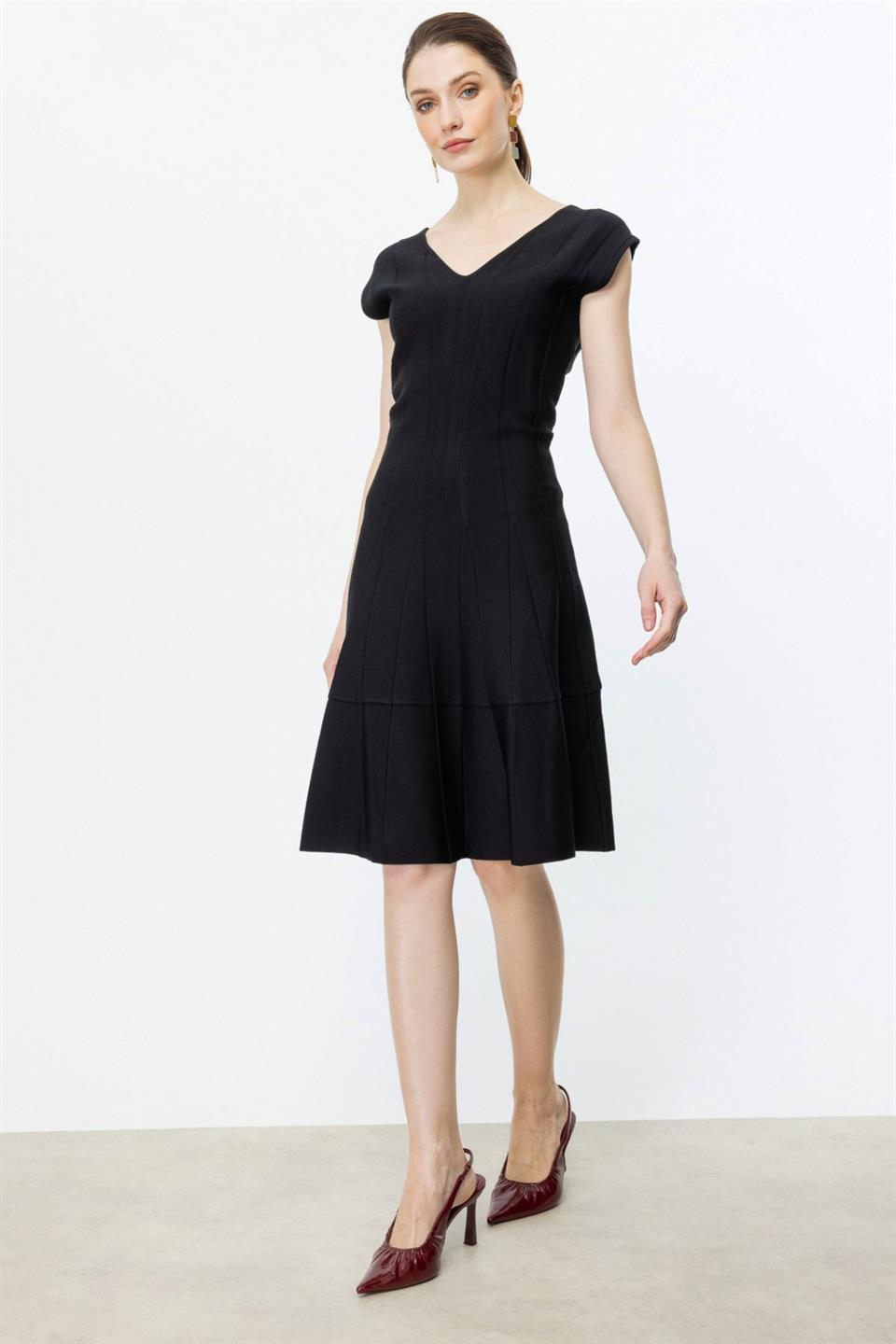V-Neck Self-Striped Dress BLACK