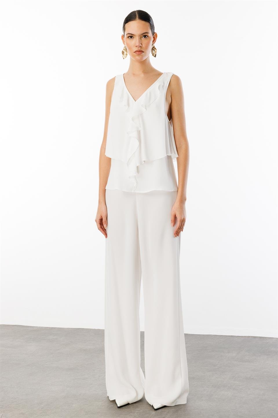 V Yaka Sırt Dekolteli Volanlı Bluz BEYAZ