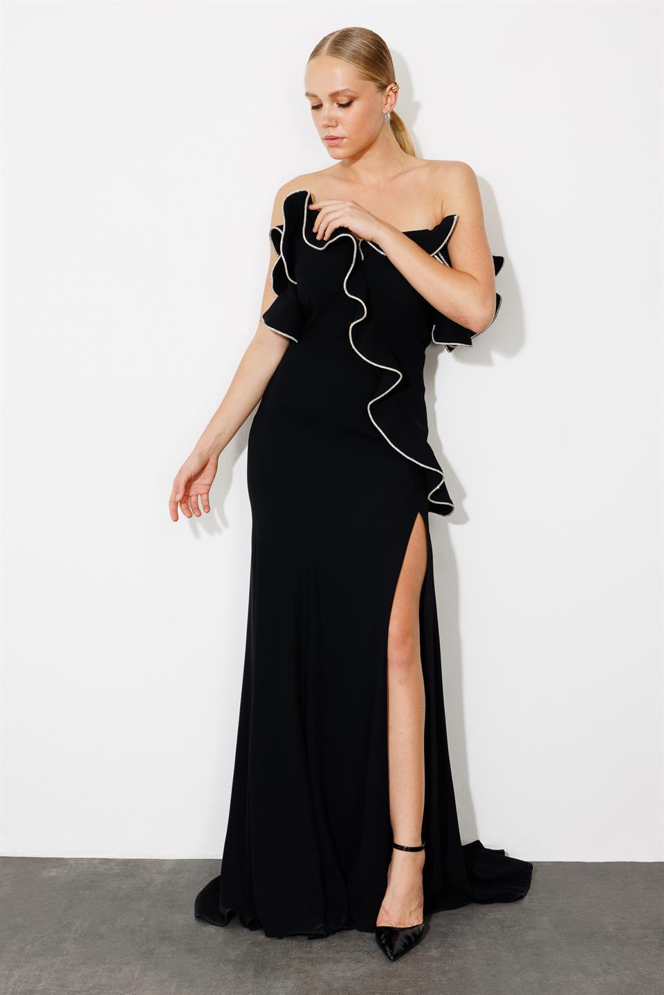 Volan Detaylı Uzun Abiye SİYAH