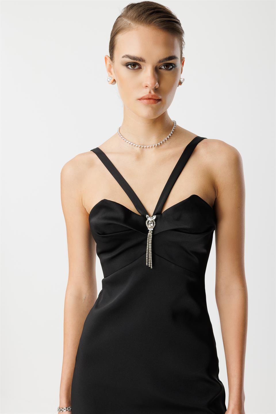 Yaka Askı Detay Mini Elbise SİYAH