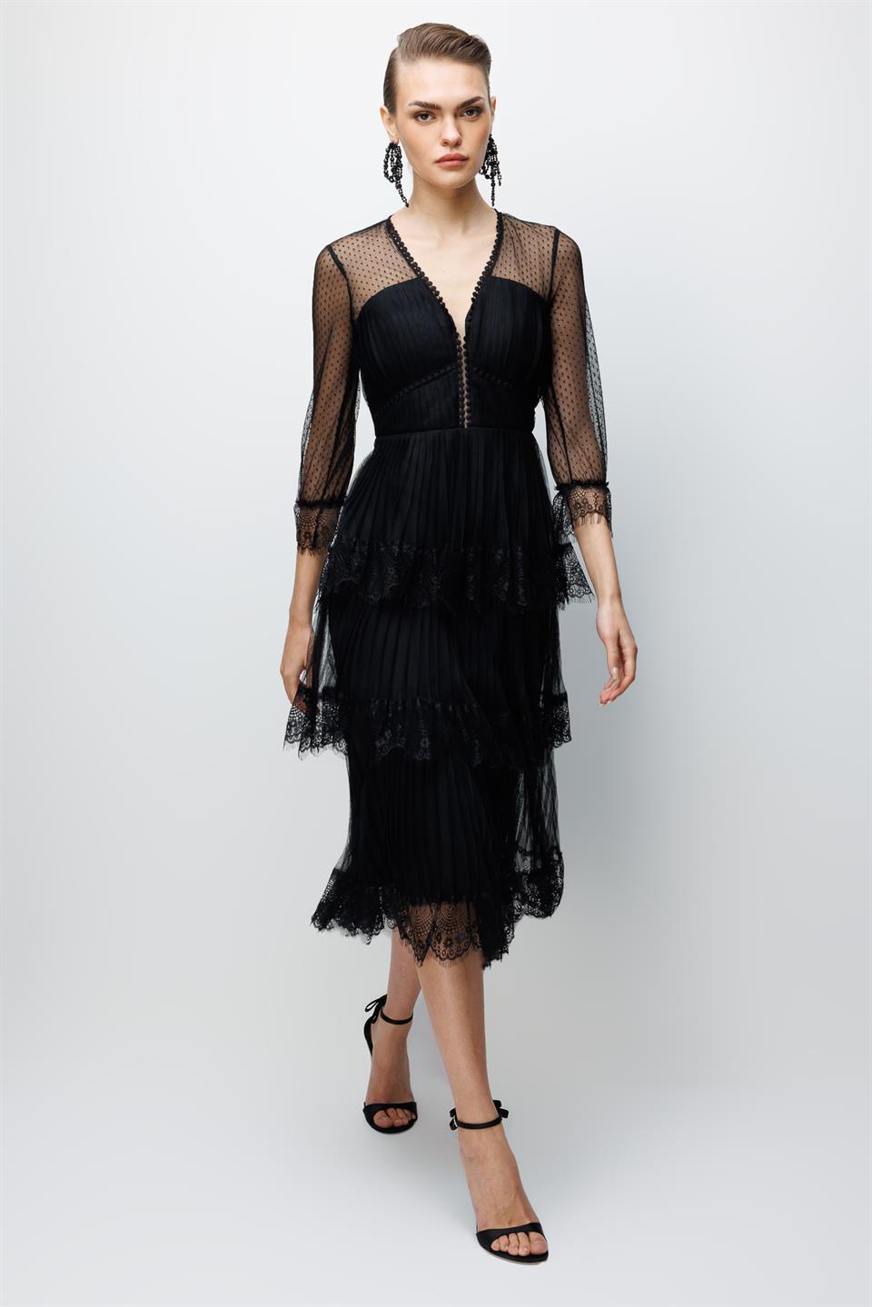 Yaka Birit Detaylı Tül Etek Elbise SİYAH