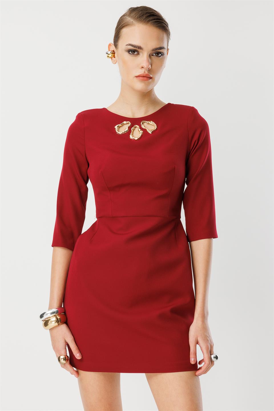 Yaka Lazer Aksesuar Detaylı Mini Elbise BORDO
