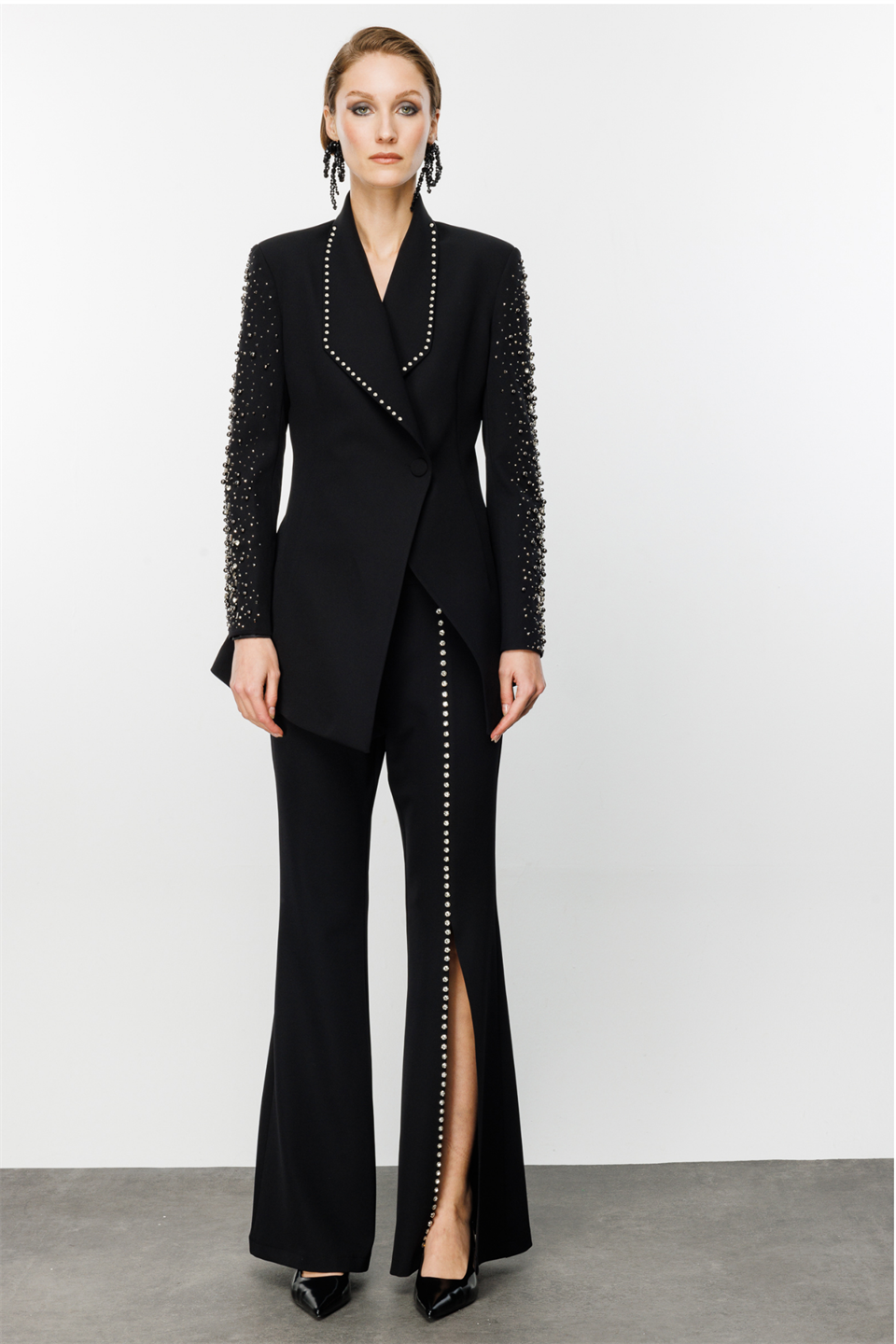 Yakası Kolları Taş İşlemeli Takım SİYAH